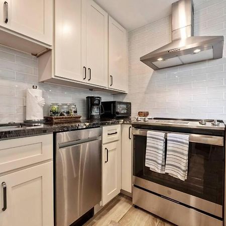 Kahana Hale Ono Loa 403- Top Floor, Ocean View, & Complete Modern Remodel 아파트 외부 사진