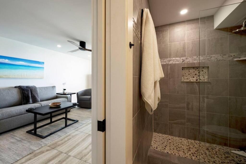 Kahana Hale Ono Loa 403- Top Floor, Ocean View, & Complete Modern Remodel 아파트 외부 사진